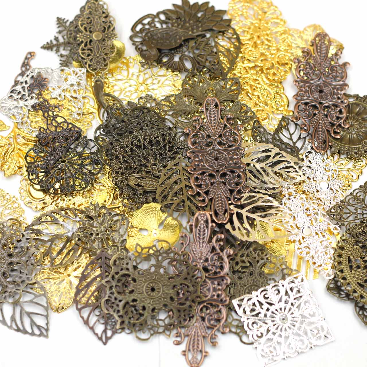 Embellishment Crafts - Embellishments ตัวเชื่อมต่อสุ่มผสมสามเหลี่ยมดอกไม้รูปแบบ Filigree Wraps โลหะผสมหัตถกรรมเครื่องประดับ DIY